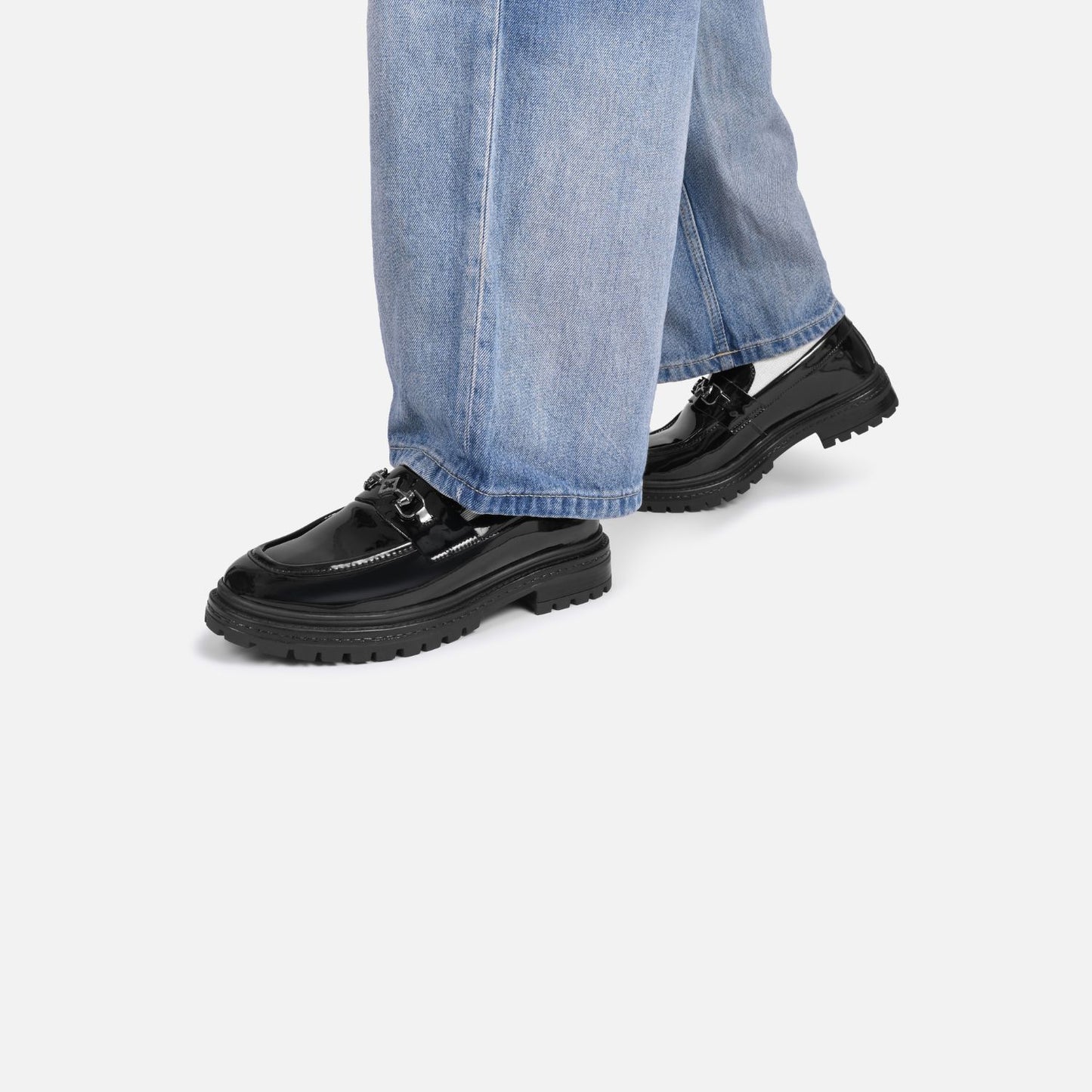 Ikoho Buckle Success Loafers