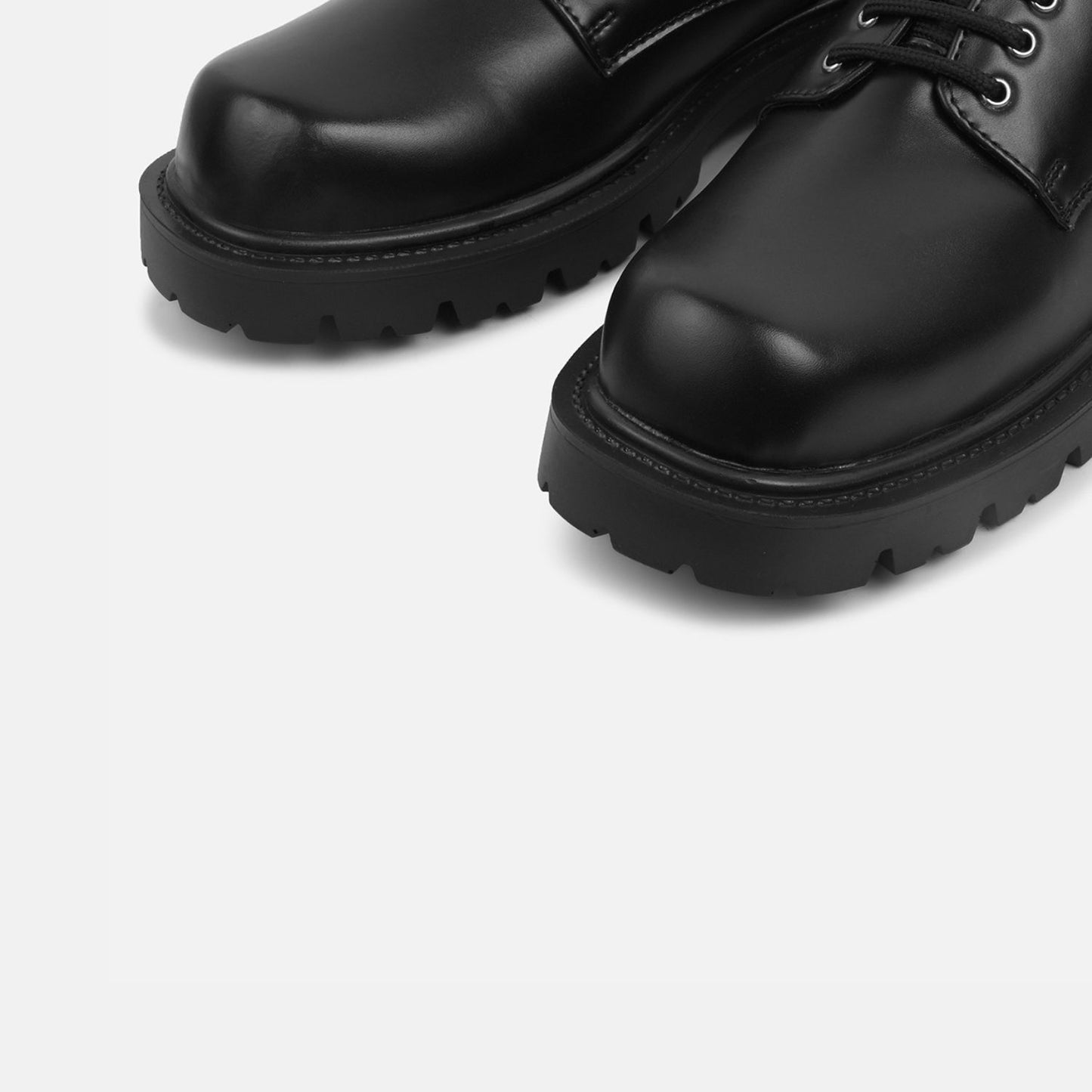 TOXIC CHUNKY DERBY (BLACK)