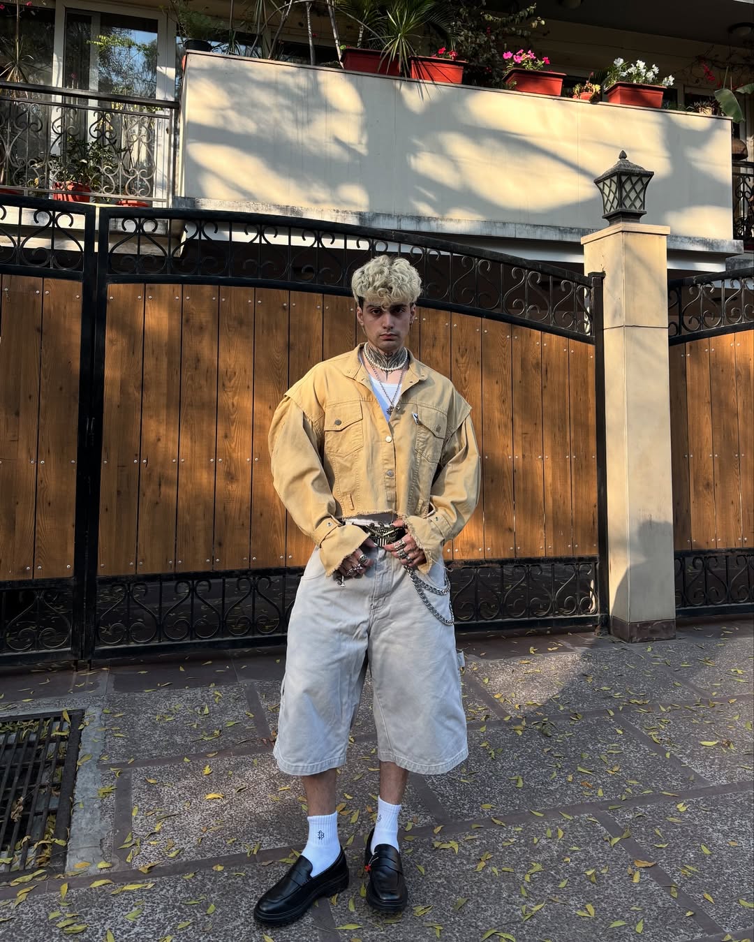 How to wear Ikoho when you want drip without effort.