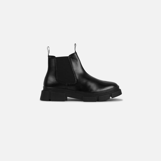 IKOHO LOOP CHELSEA BOOTS