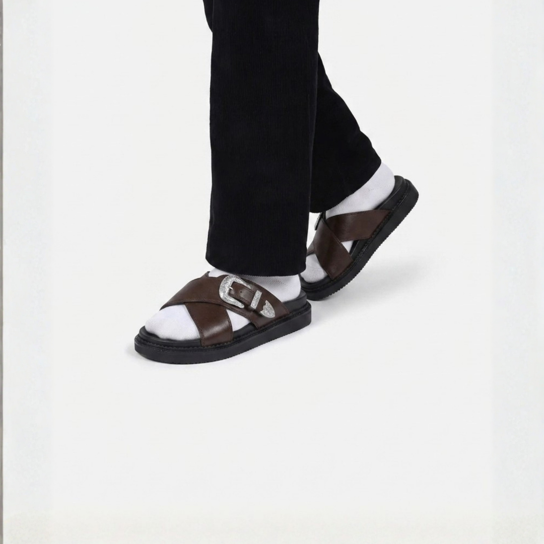 KATANA BUCKLE SLIDES BROWN