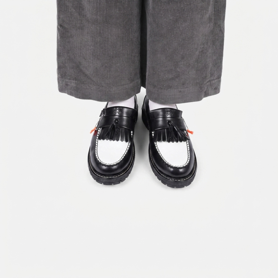 GRADUATION TASSEL LOAFERS PANDA