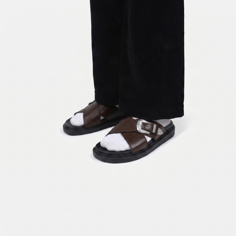 KATANA BUCKLE SLIDES BROWN