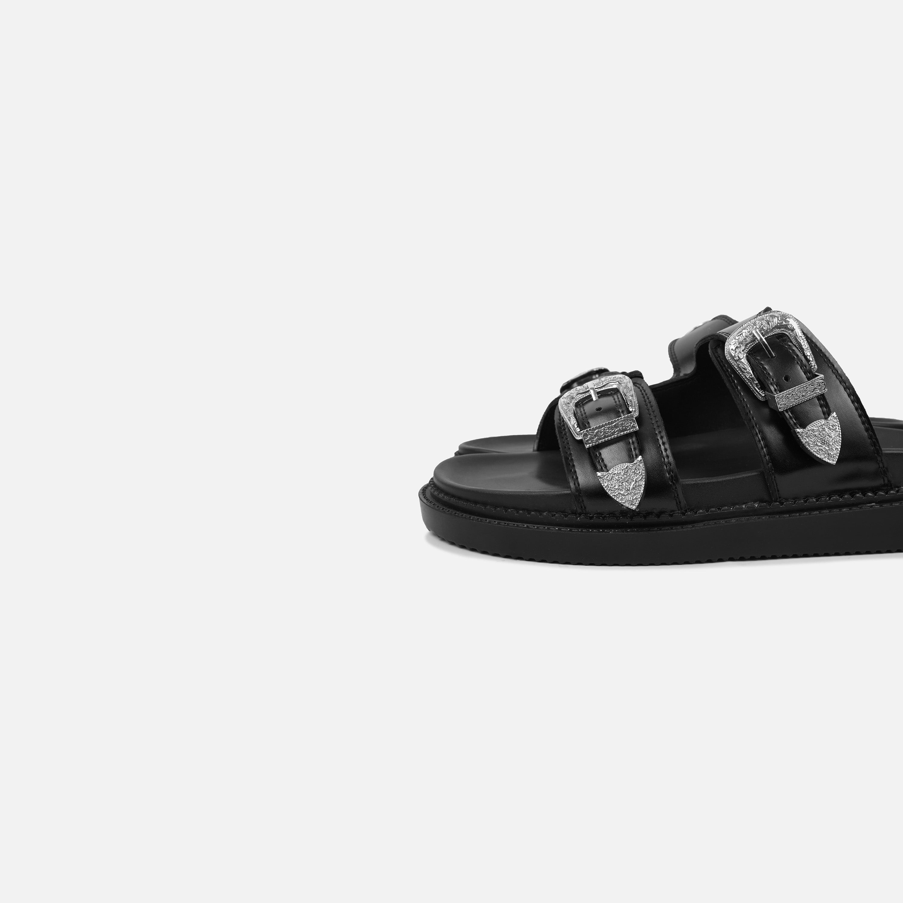 BANDIT BUCKLE SLIDES