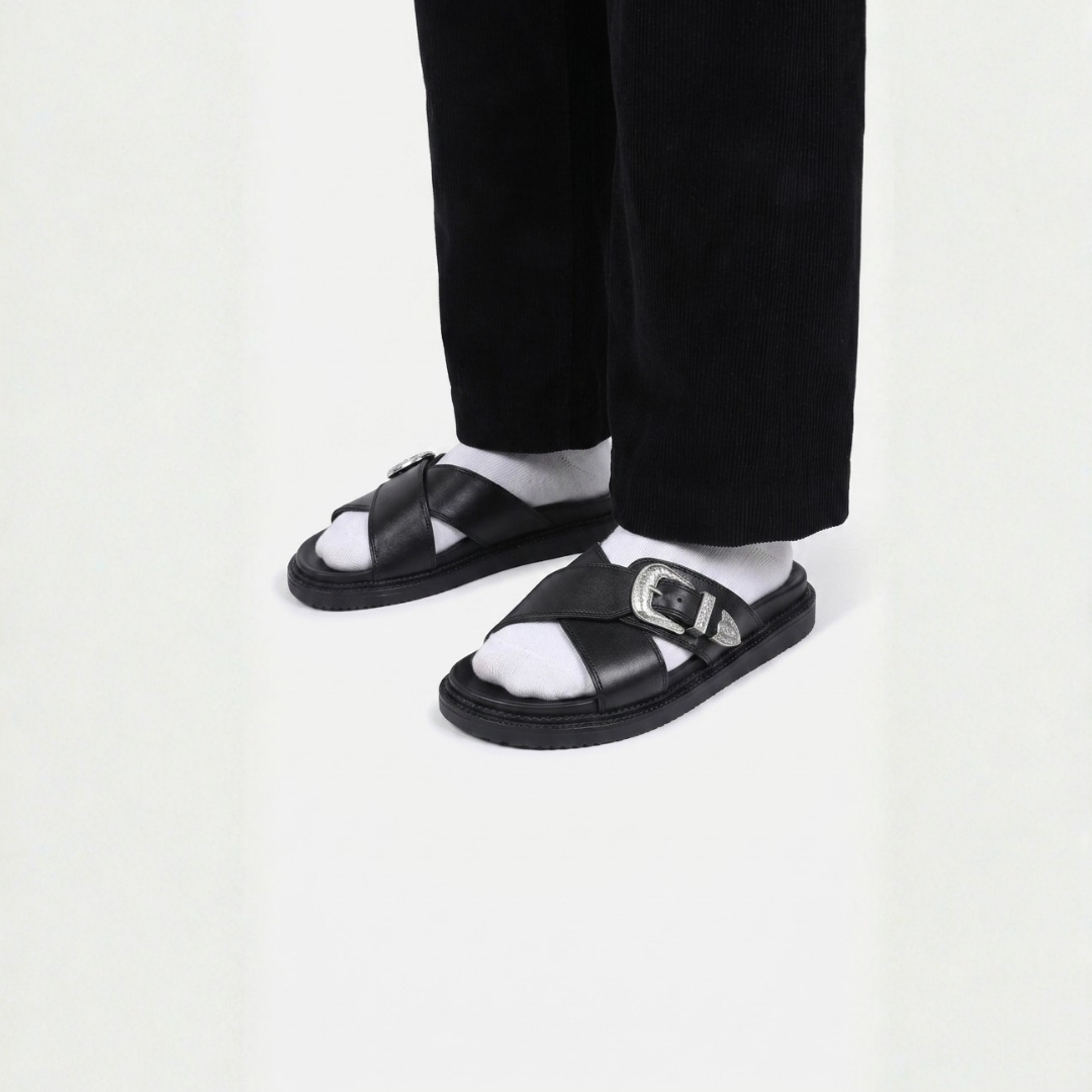 KATANA BUCKLE SLIDES