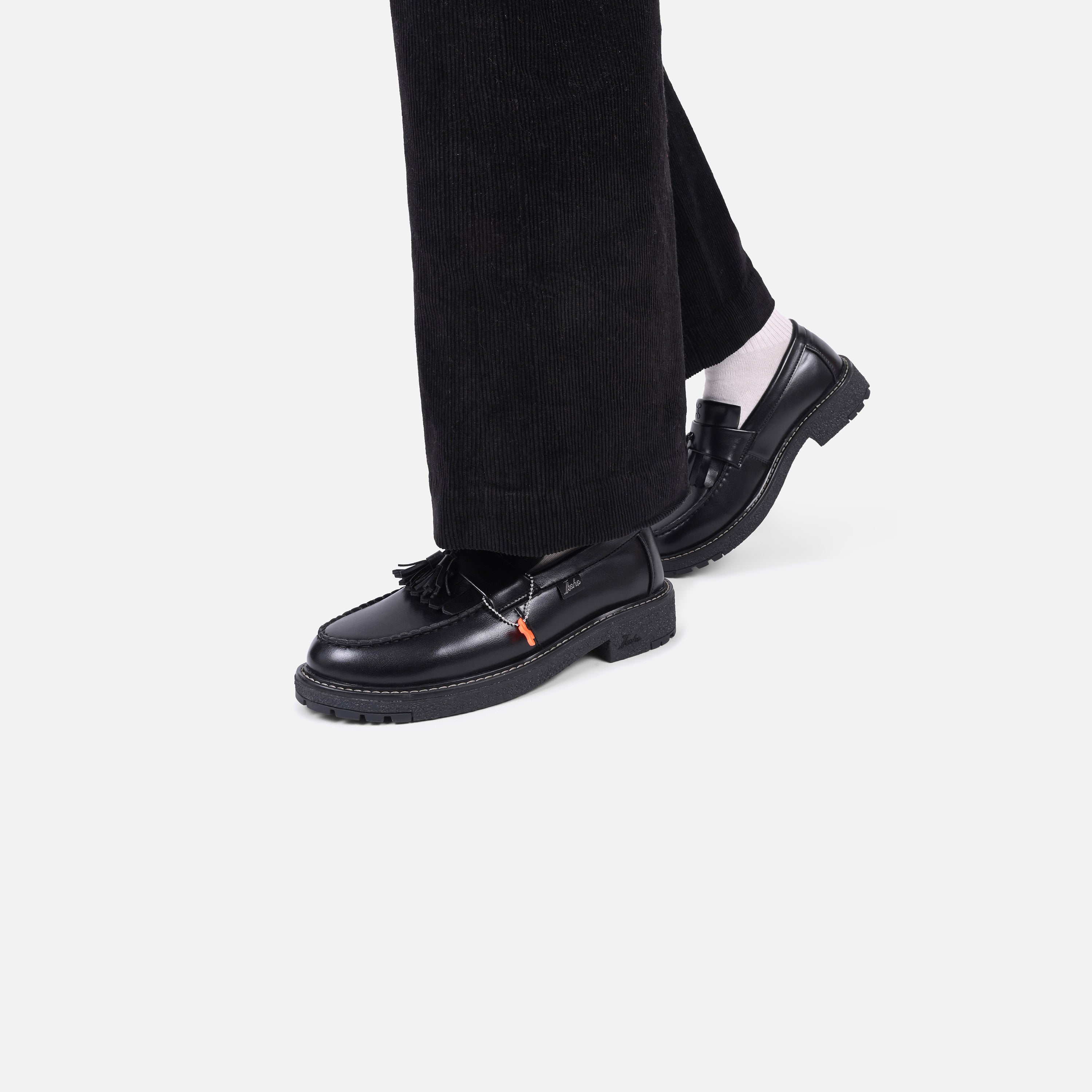 GRADUATION TASSEL LOAFERS